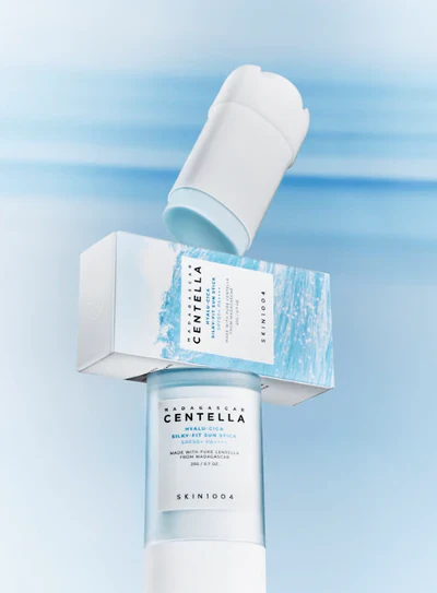 Skin1004 Centella Hyalu-Cica Silky-Fit Sunblock Stick
